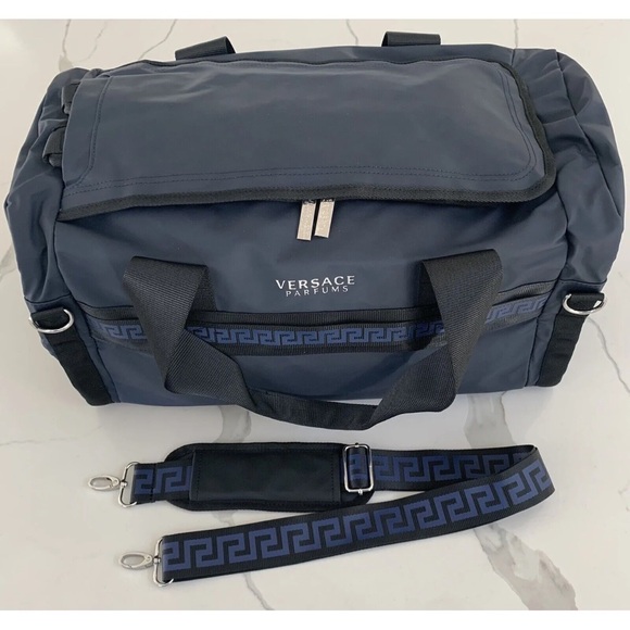 VERSACE PERFUME NEW DUFFLE BAG CONVERTIBLE TO BACKPACK BLACK AND BLUE - Picture 4 of 12